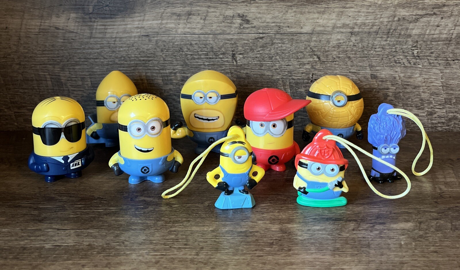 LOT Despicable Me Minions Interchangeable Funny Faces Mcdonalds Collectible