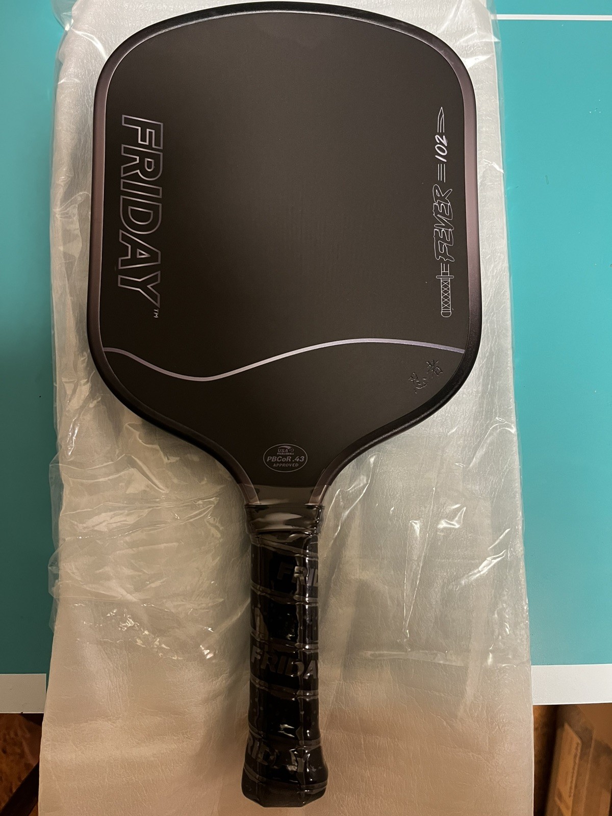 Friday Fever 102 Widebody Pickleball Paddle – Color: Stealth (Gen 3) – Brand New