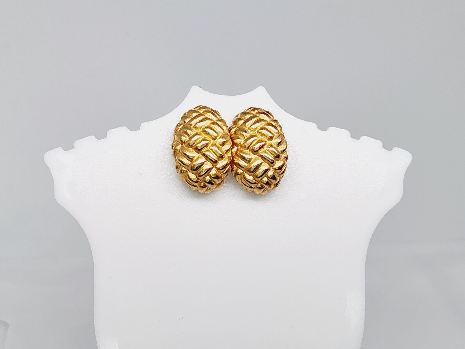 Vintage Canonicus Signed Matte Brushed Gold Tone Textured Clip Earrings Dome 