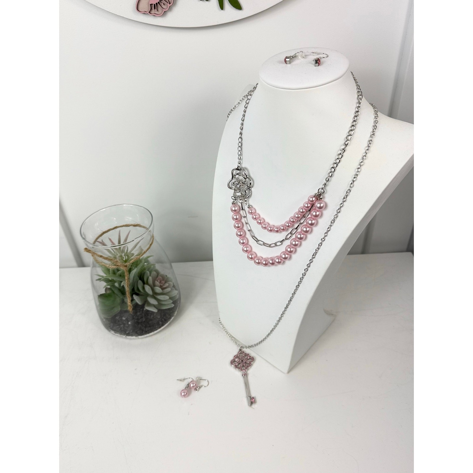 Cute NWOTs Jewelry Lot