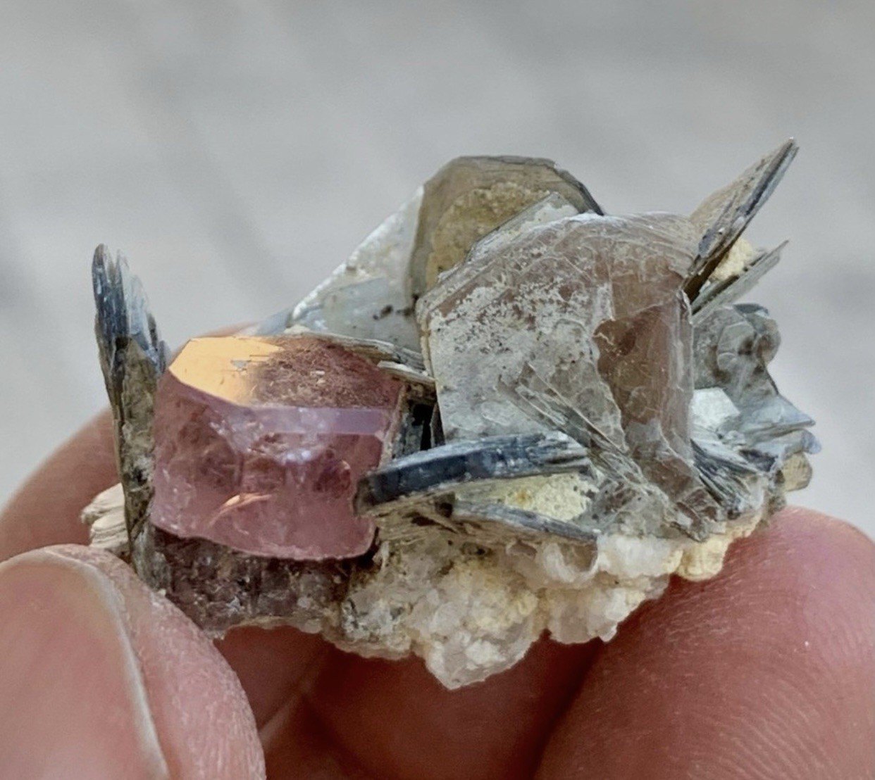 155 Carats Lustrous Apatite  With  Mica Specimen From Nagar Pakistan