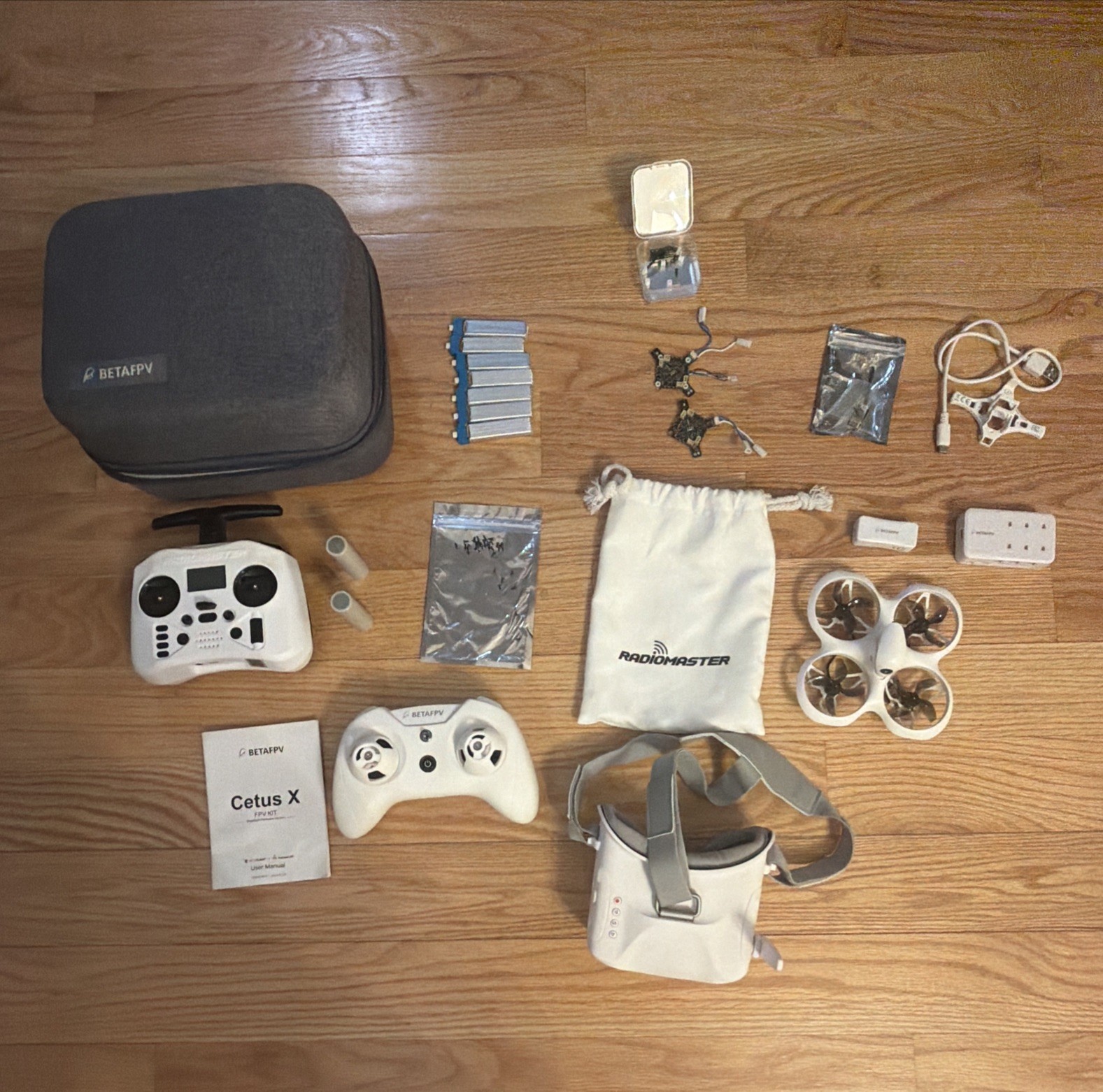 Cetus X Drone Kit 2 Controllers, 7 Batteries, 2 Flight Controllers And More.