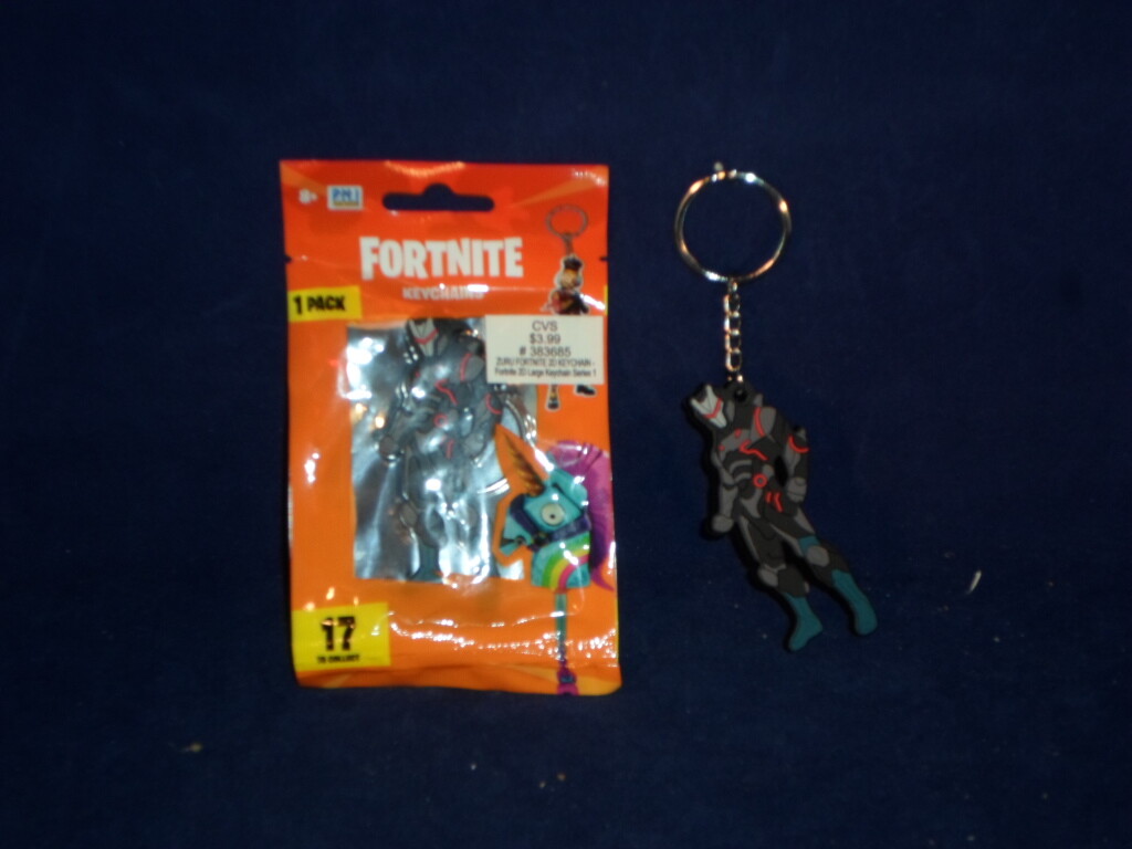 FORTNITE 2D Large Keychain Series 1 Collectible Figure                        C7