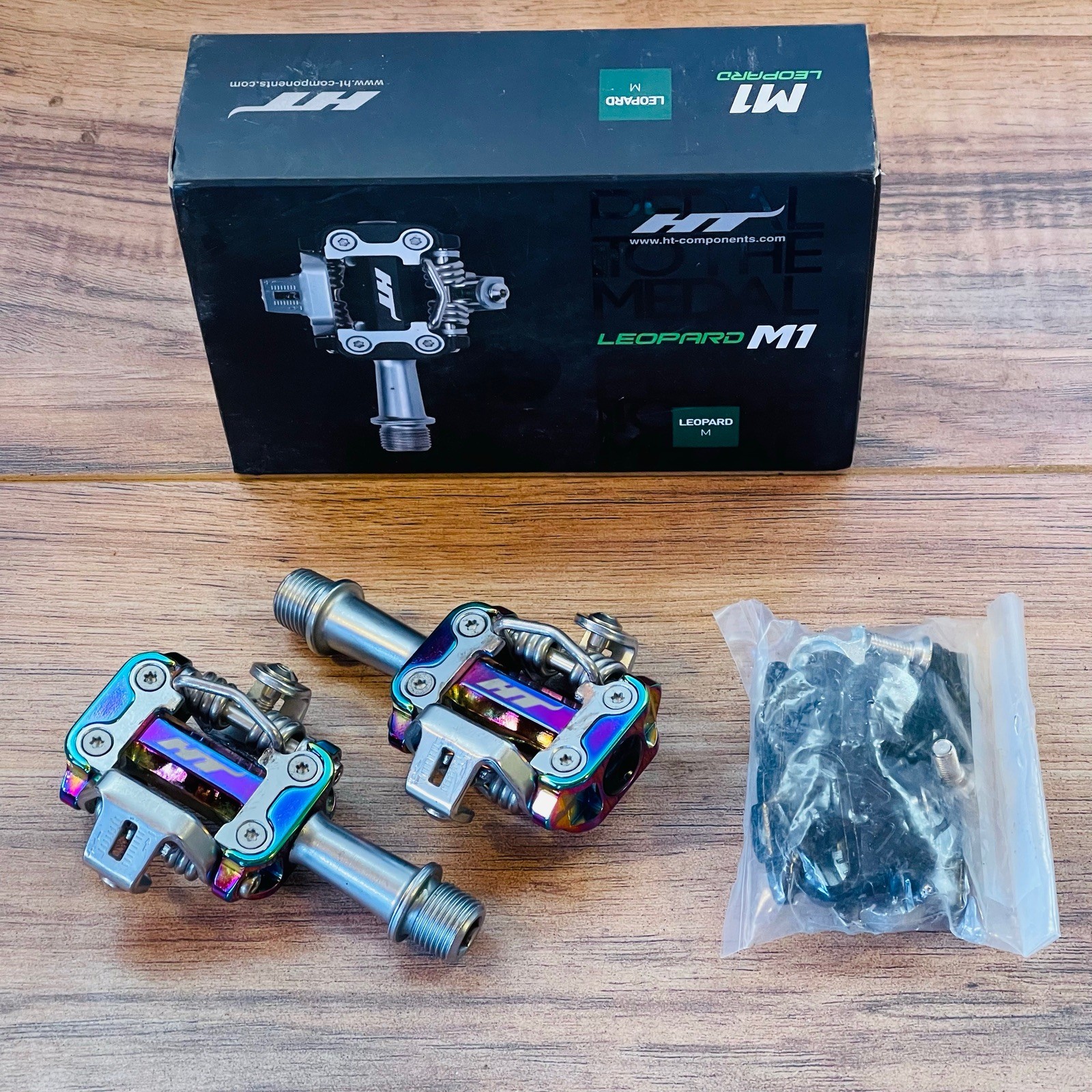  HT M1 Leopard Mountain Bike Pedals Oil Slick Stainless Sealed Cleats