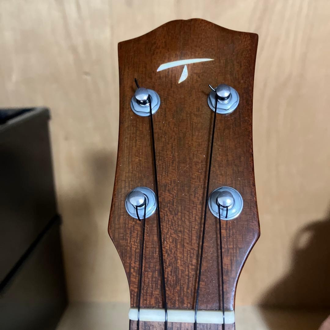 T�fs Ukulele Concert UPT Peg Tees Siren Ukulele