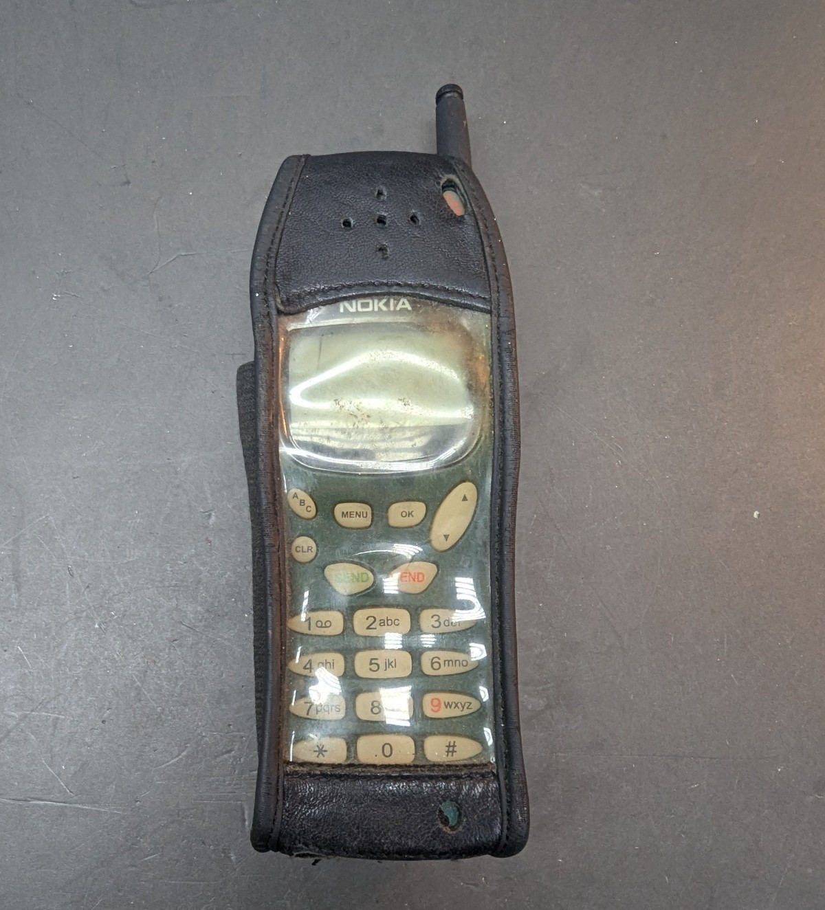 Nokia Cell Phone NHA-5NA Model 918 Forrest Green with Leather Case Vintage