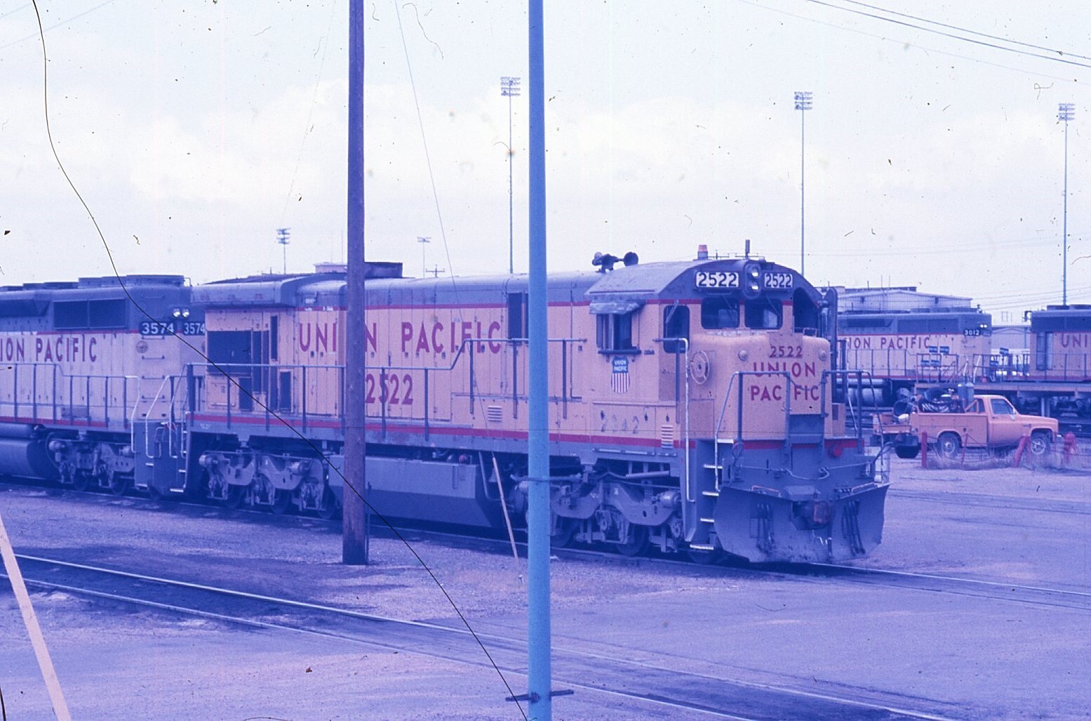 Duplicate Train Slide Union Pacific  #2522 08/1987 Bailey Yard