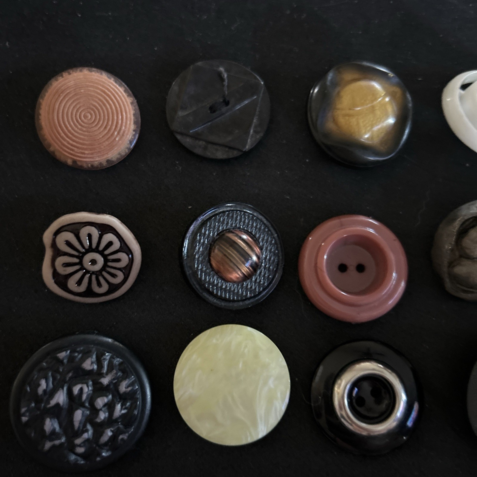Antique Vintage Button Lot If 15 Bakelite Celluloid Glass Art Deco Collectors