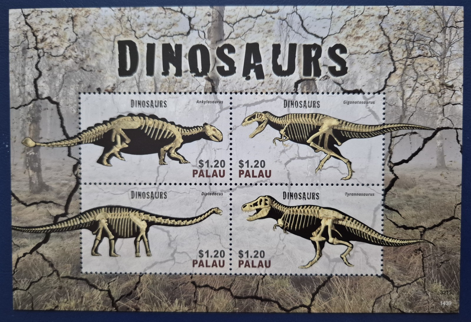 Palau 2014 / Prehistorical Animals - Dinosaurs  / 4v ms