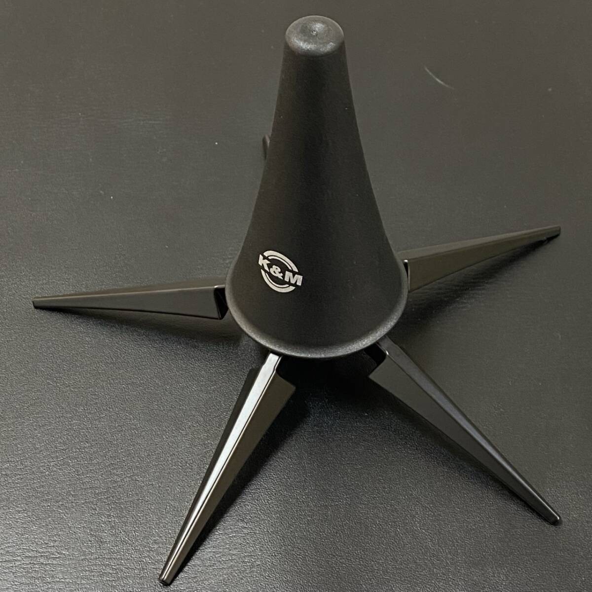 K&M/K&M clarinet stand used