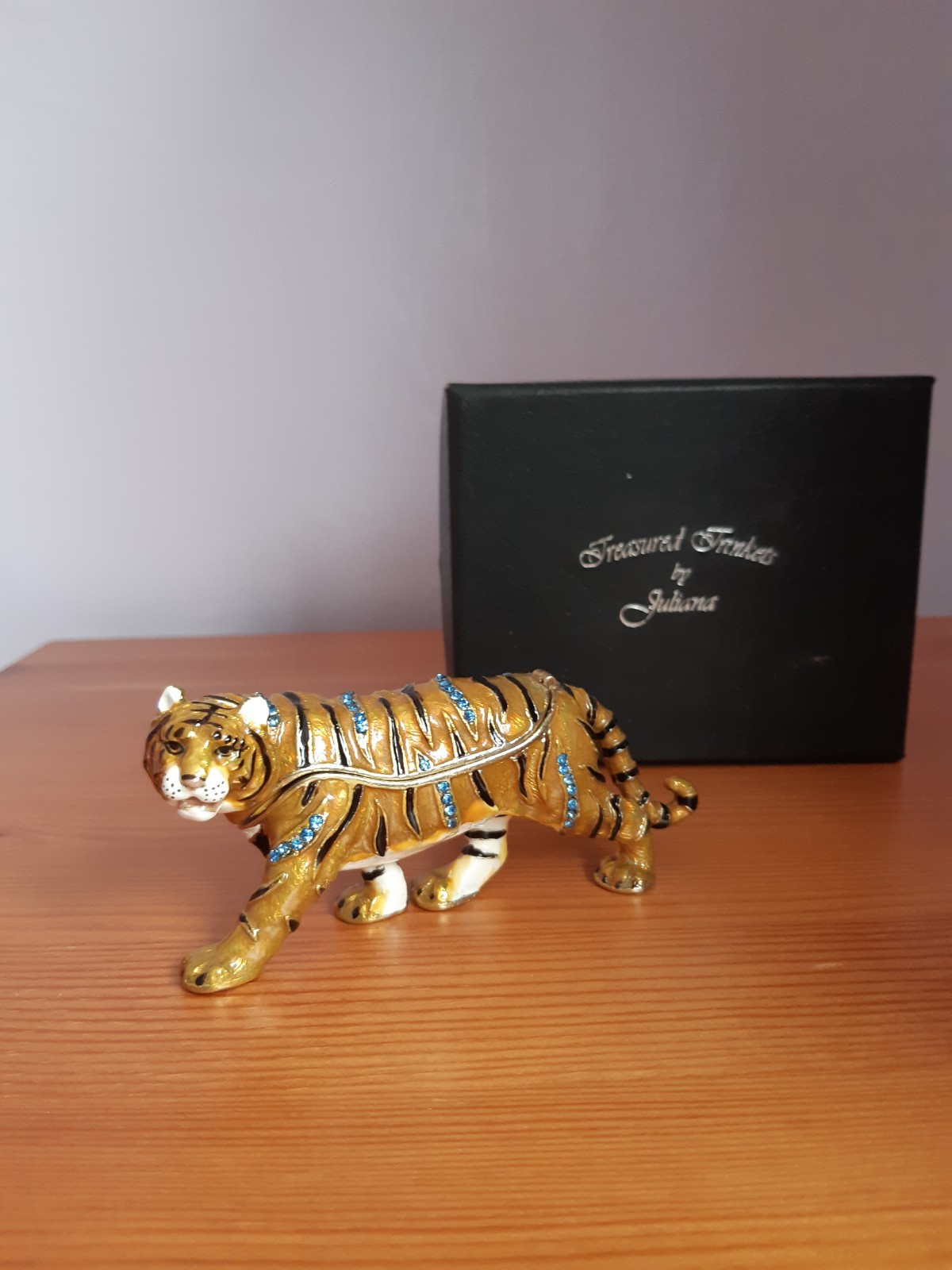Treasured Trinkets By Juliana Magnificent Tiger