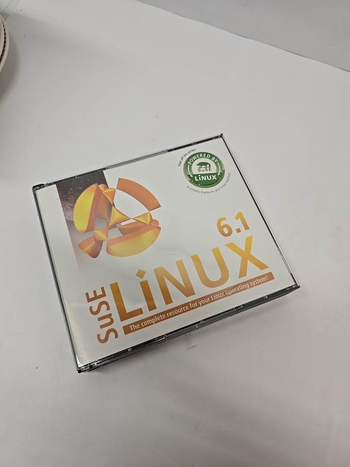 SuSE Linux OS 6.1 Software 4 CD CDROM Set