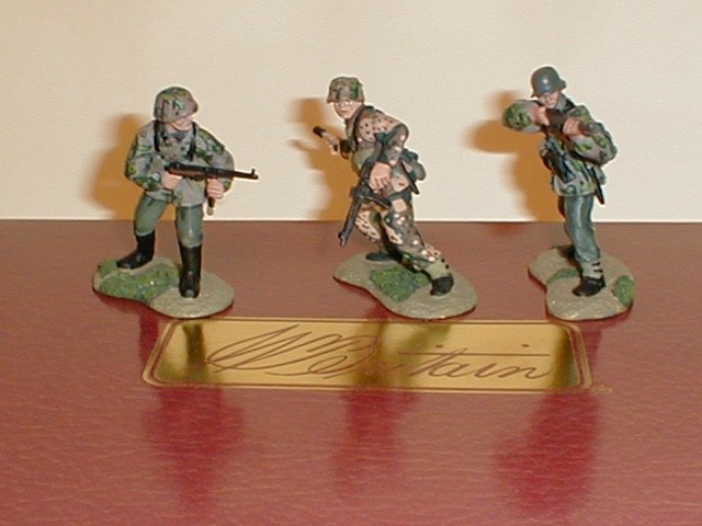 W. Britain,World War II, German Waffen SS- Assault Set,  #17146