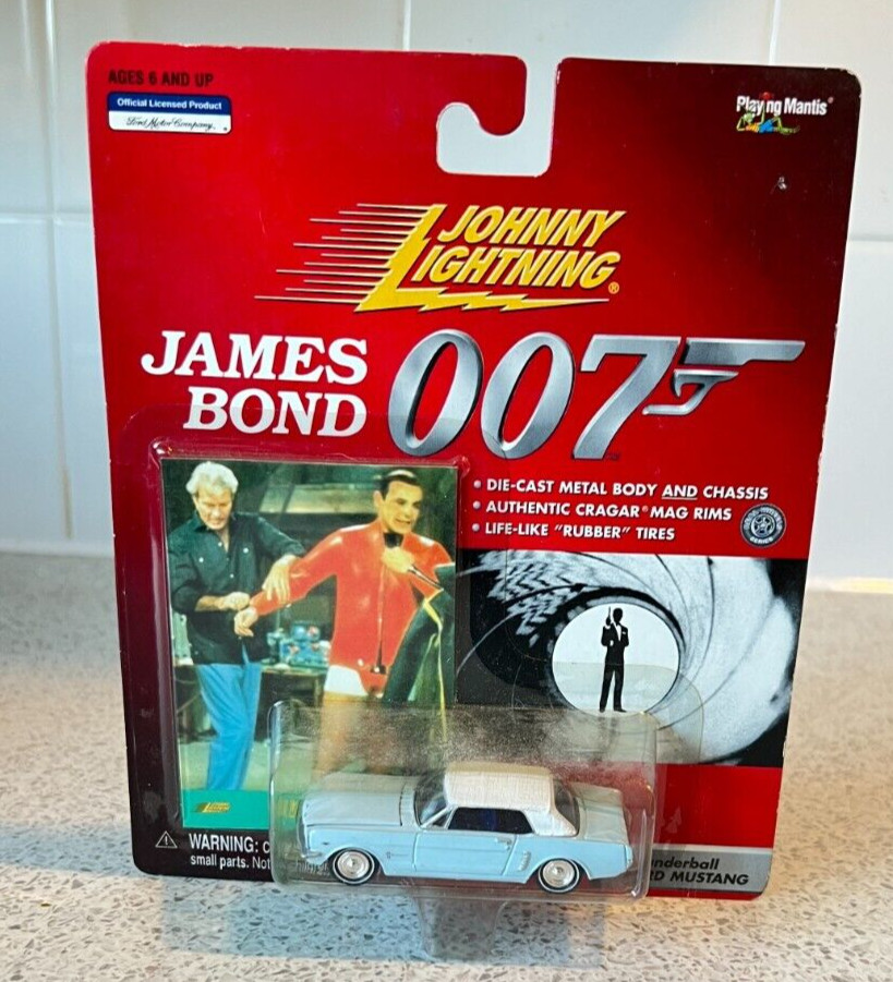 1999 Johnny Lightning 1/64 James Bond Ford Mustang Thunderball  26102