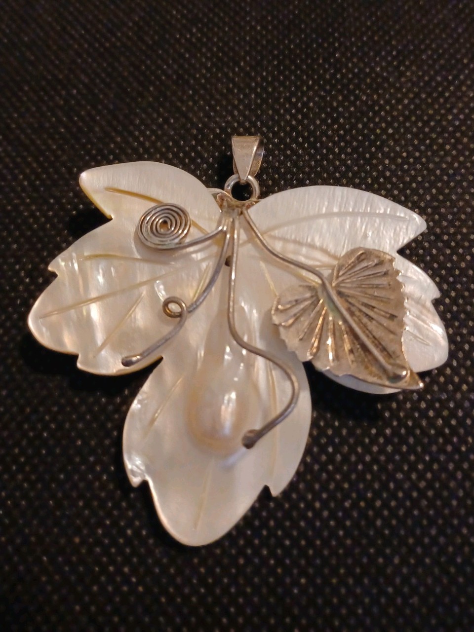 Vintage 925 Silver Mother Of Pearl Pendant