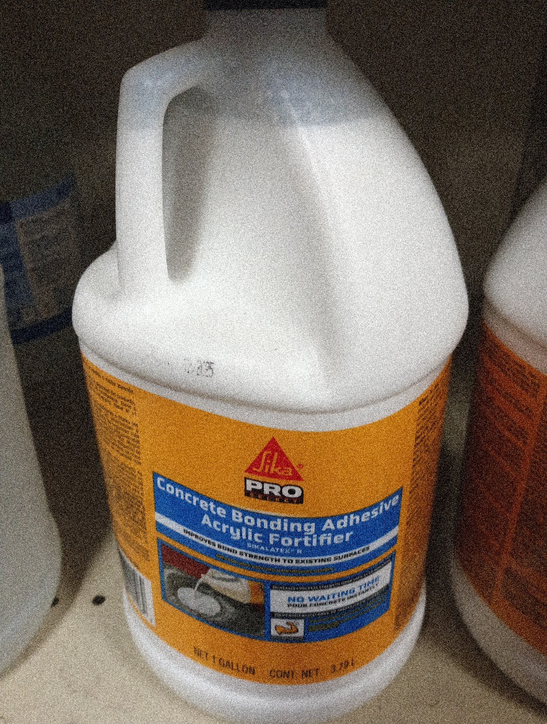 Latex R Concrete Bonding Agent - 1-Gallon,    097