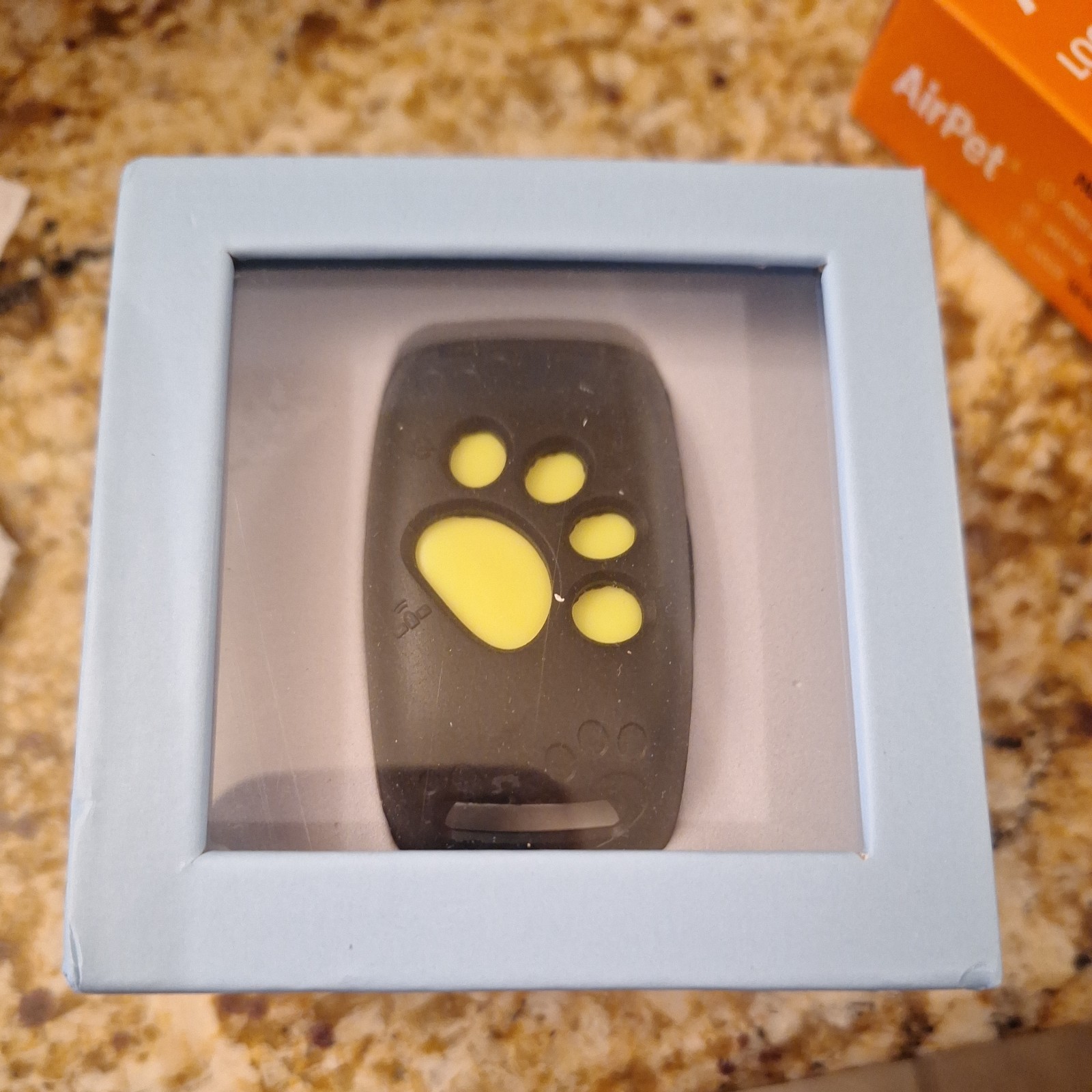 Dog & Cat GPS Pet Tracker With Collar Black/Yellow Medium