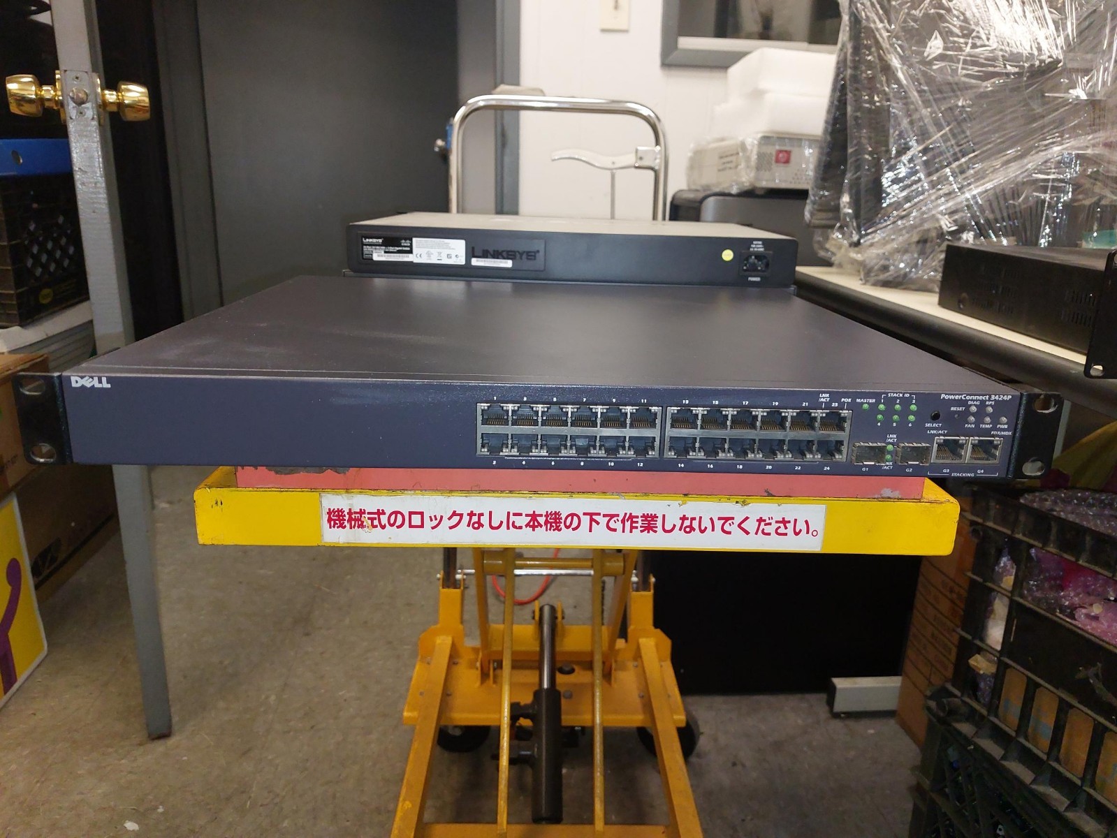 Dell PowerConnect 3424P 24-Port PoE 10/100 Fast Ethernet Switch - TESTED