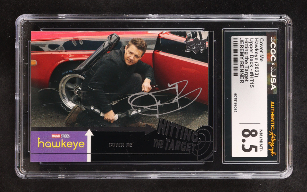 Jeremy Renner Signed Hawkeye 2023 Upper Deck Cover Me Hitting The Target #HT15 C