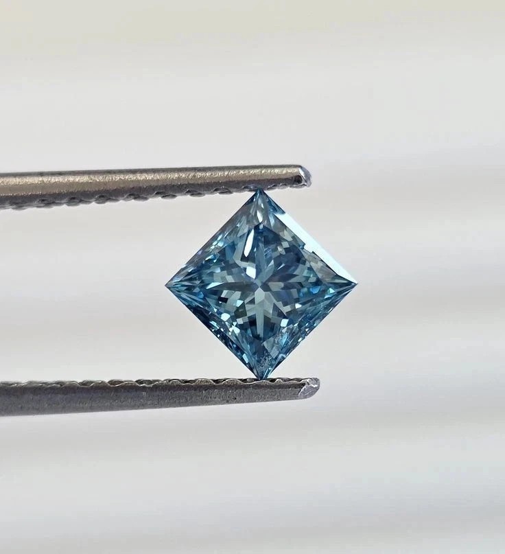 Pretty Blue Color Princess Cut 1 CT Lab Grown Diamond Loose VVS1 Certified C643