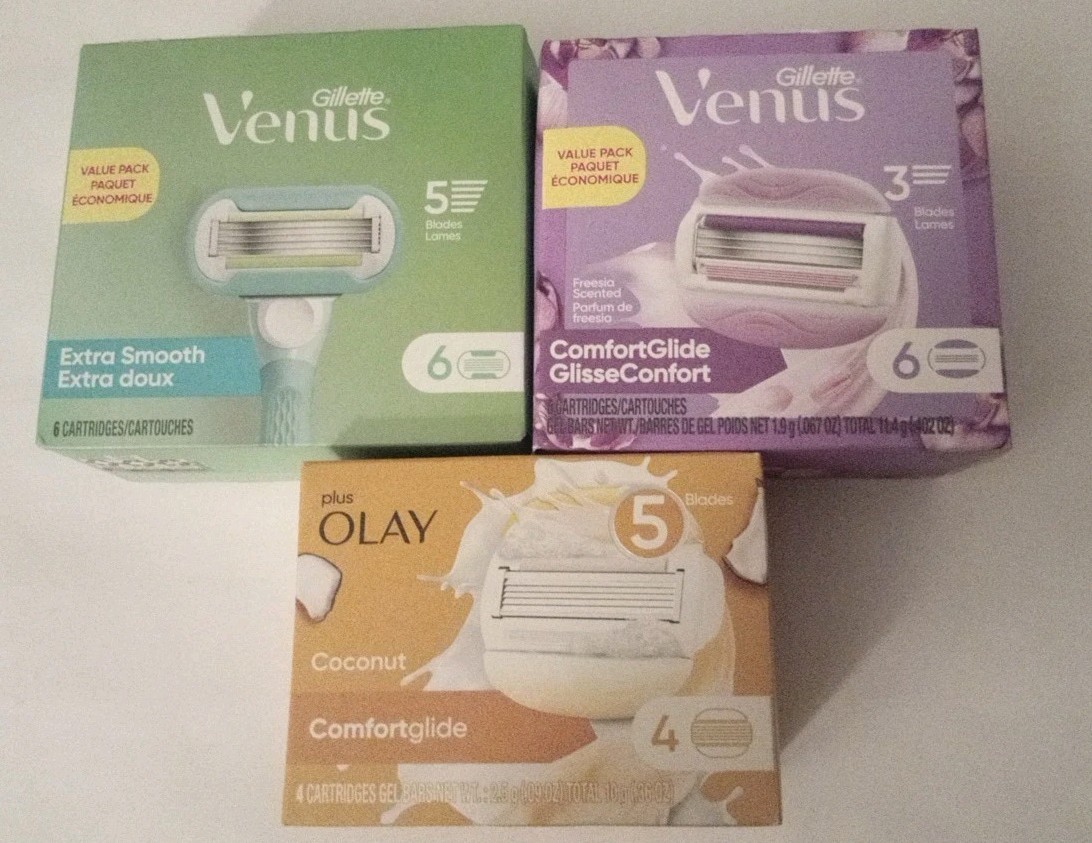 Lot Of 3 Gillette Venus Refill Cartridges - Two 6 Counts & One 4 Count 