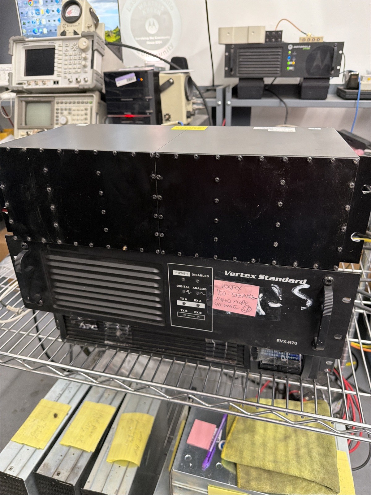 Vertex Standers UHF 450-512 Mhz 40W TRBO Repeater w/ Duplexer GMRS GMRS