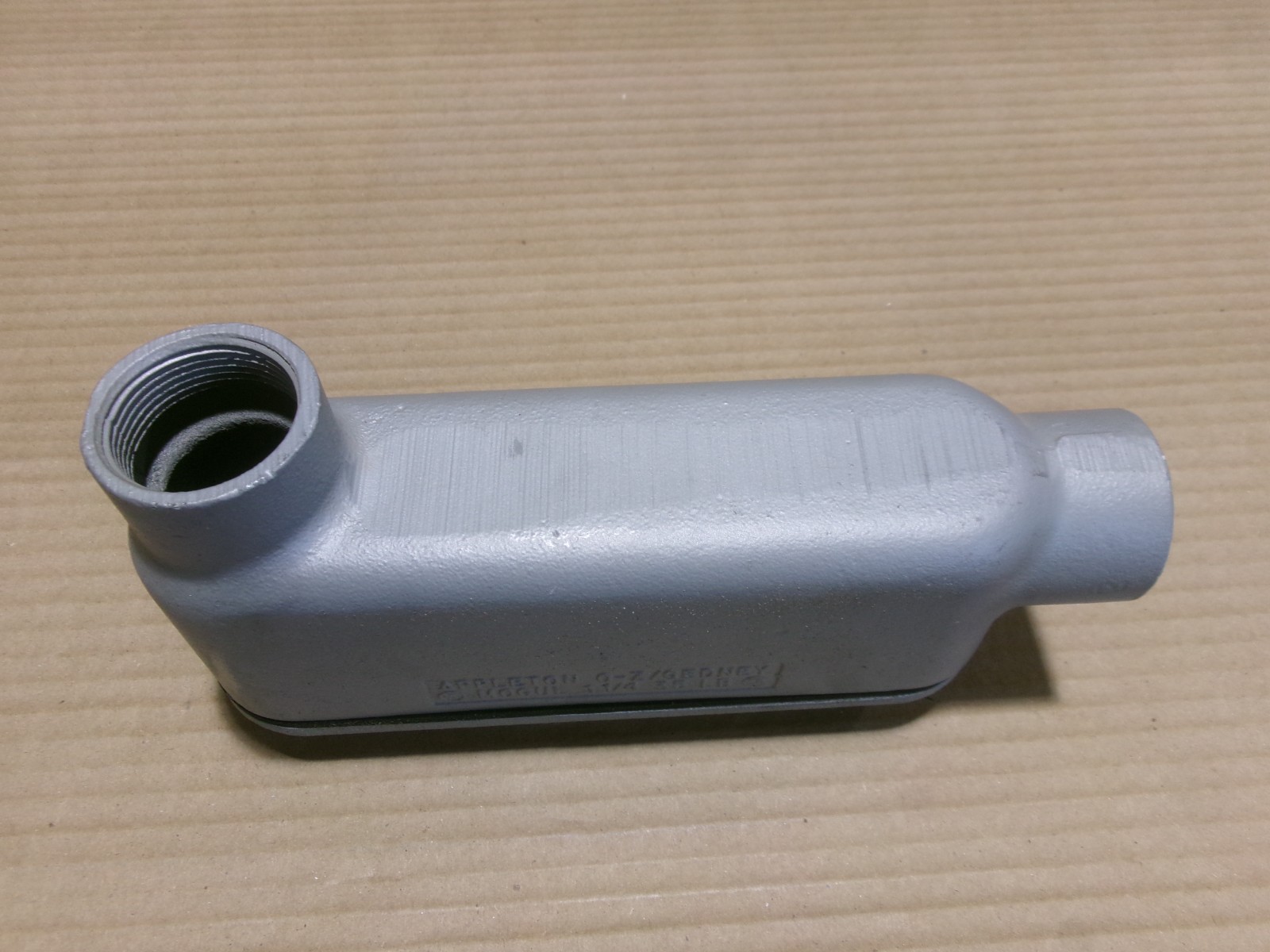 New Appleton / O-Z/Gedney 1 1/4" Type LB 35 Mogul Conduit Body Cast Iron #13 AK