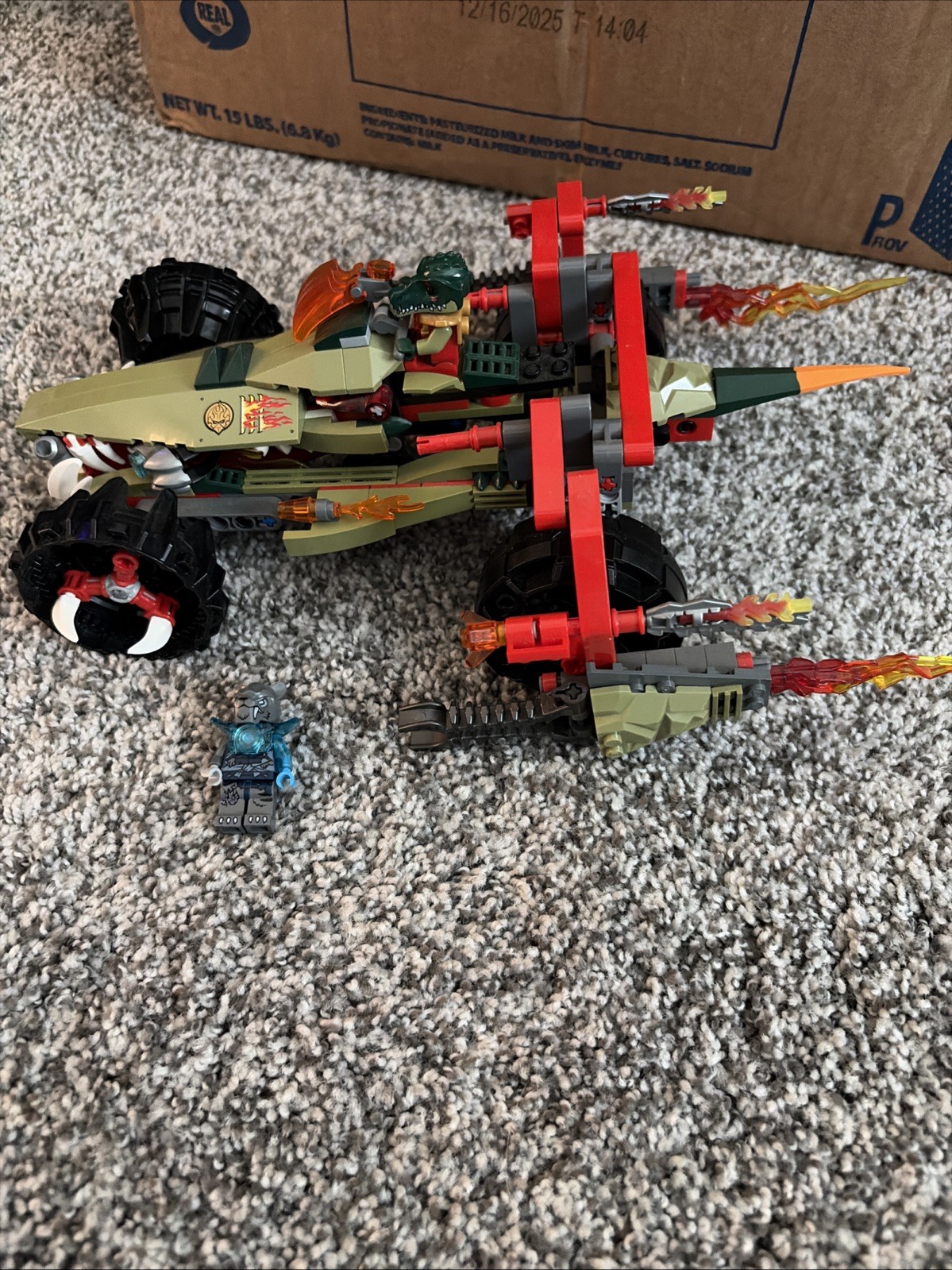 Lego China Crocodile Set With Mini Figures No Manual Or Box