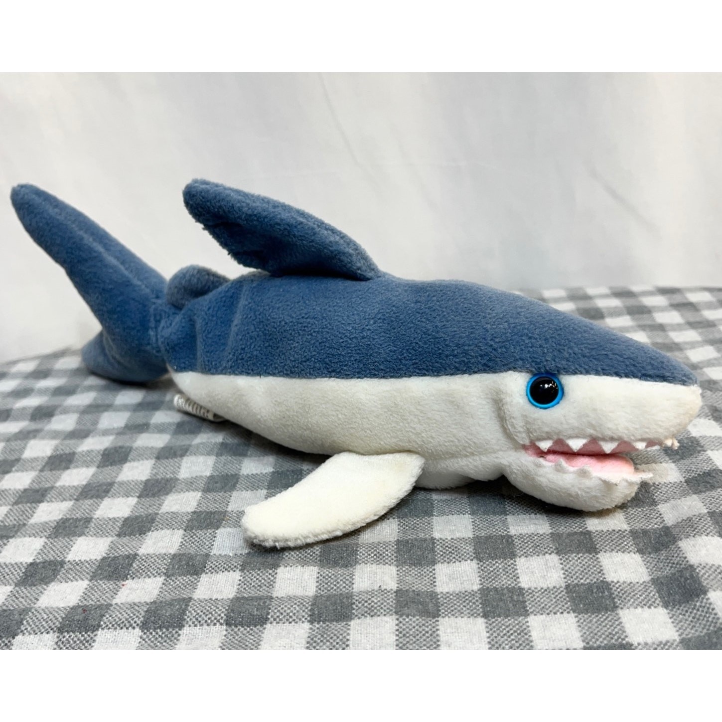 Vintage Chops Great White Shark Plush Stuffed Animal 24K Special Effects 11.5" 