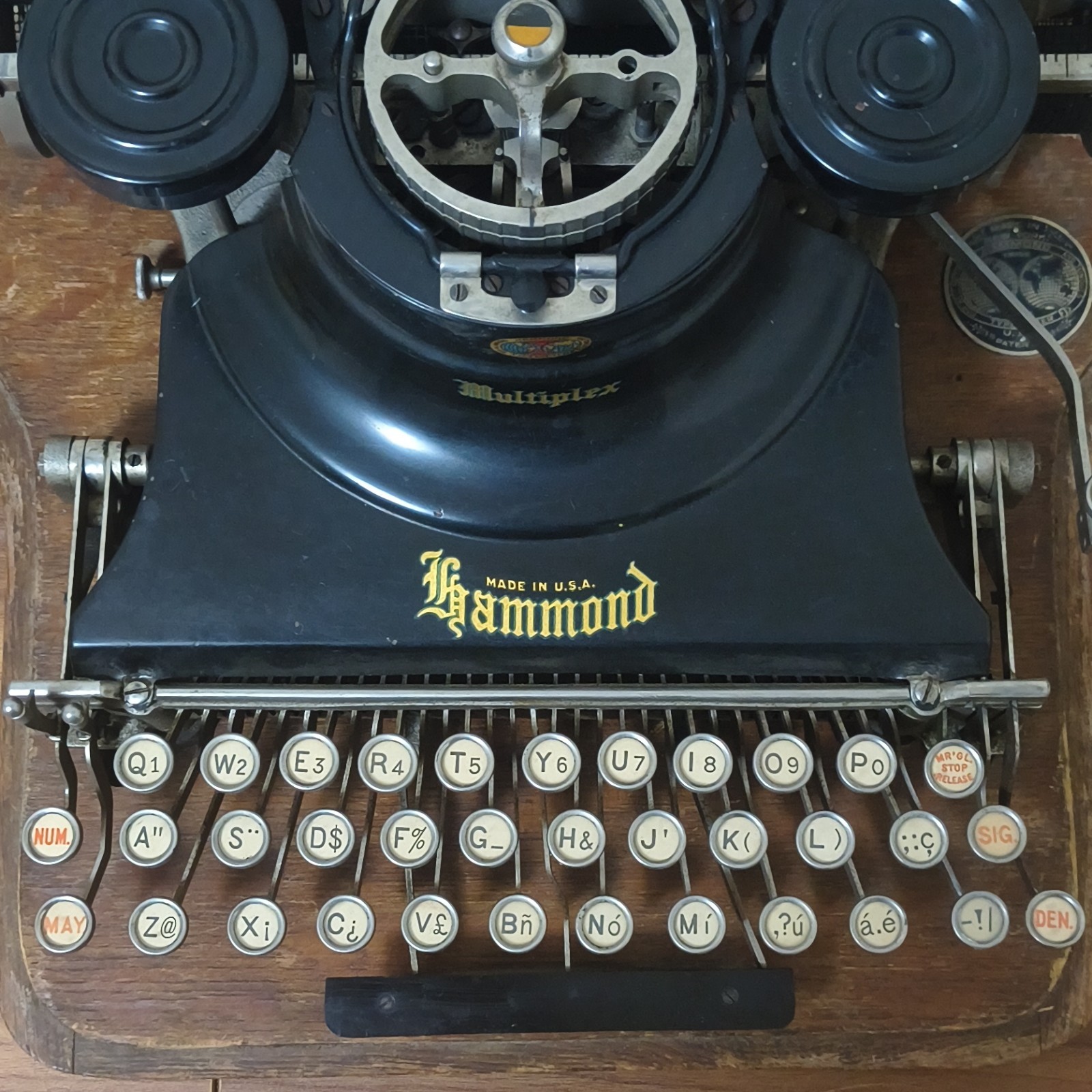 Rare Portuguese Hammond Multiplex Antique Typewriter With Lid