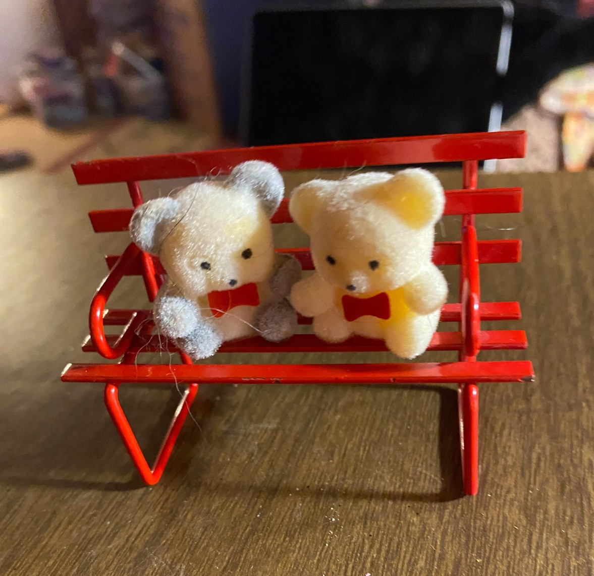 Vintage Enesco Flocked Bears on Bench Red Metal Christmas Ornament 3"