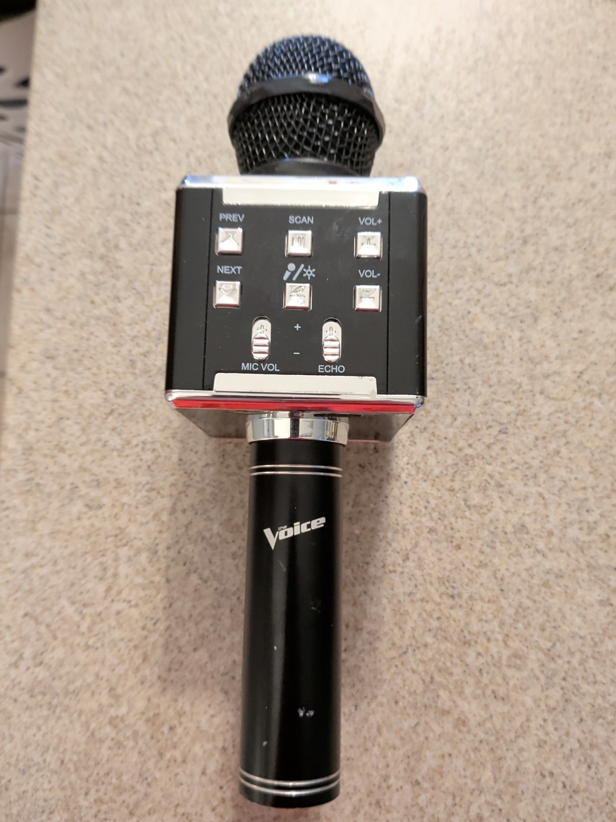 The Voice CHAMP Deluxe Karaoke Wireless Microphone & Speaker Works New But Nobox