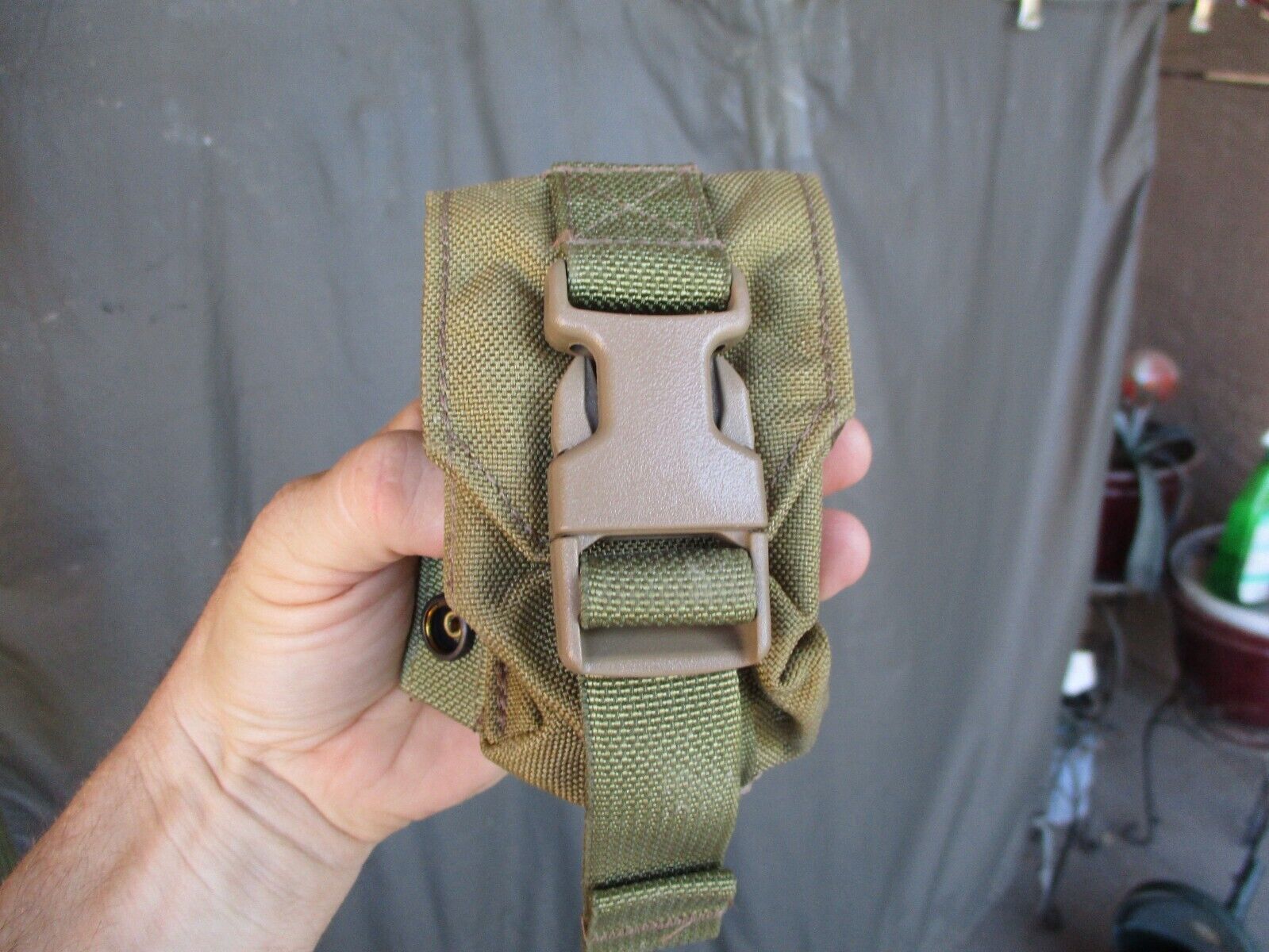 Oldgen 2008 EAGLE INDUSTRIES Khaki Frag Grenade Pouch, SEAL SF SFLCS