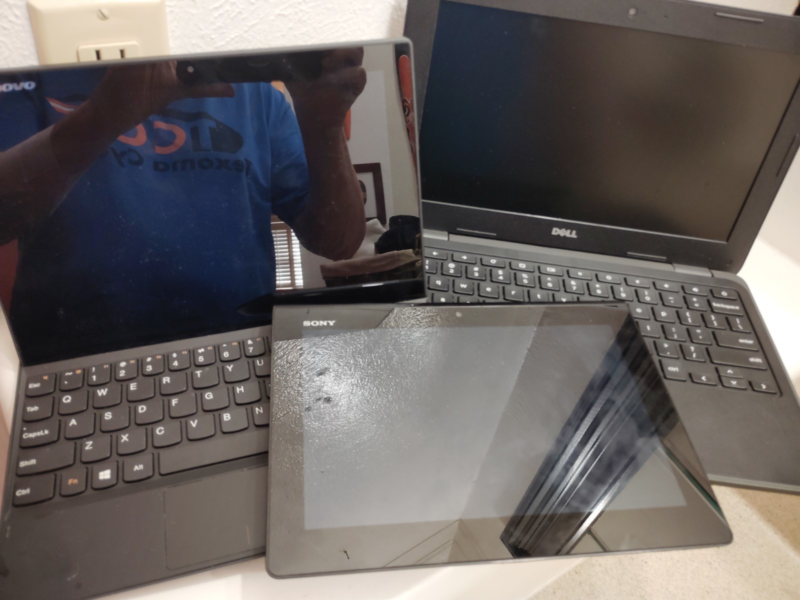 2 Laptops (Levono and Chromebook) and 1 Pad (Sony) for part may only need charge