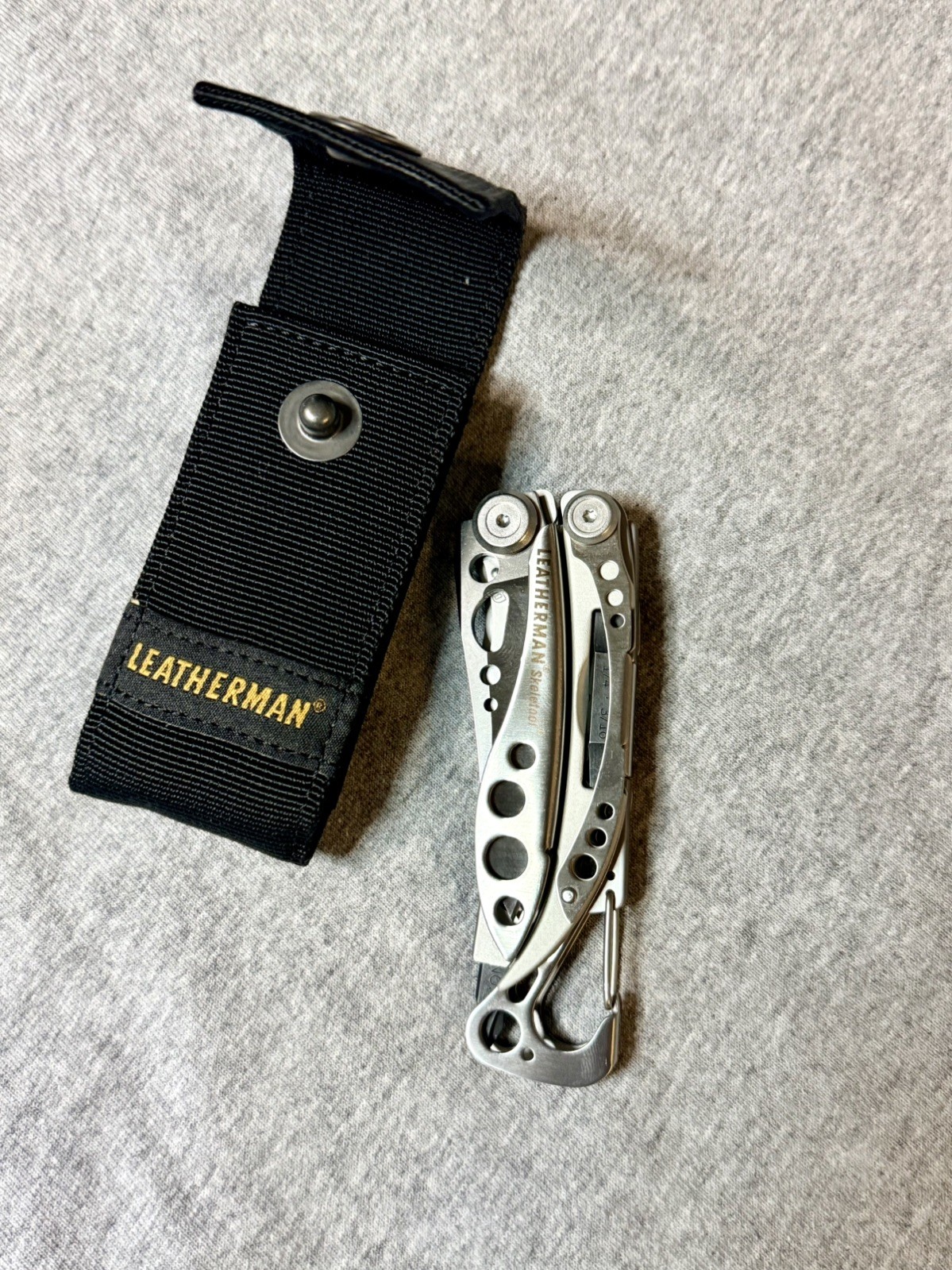 Leatherman Skeletool Multitool- Combo w/ Nylon Sheath!