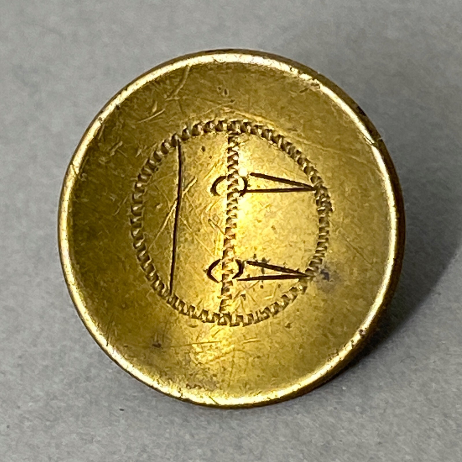 Antique 18th Century Brass or Gilt Copper Chased Button Belt Buckle Motif 11/16"