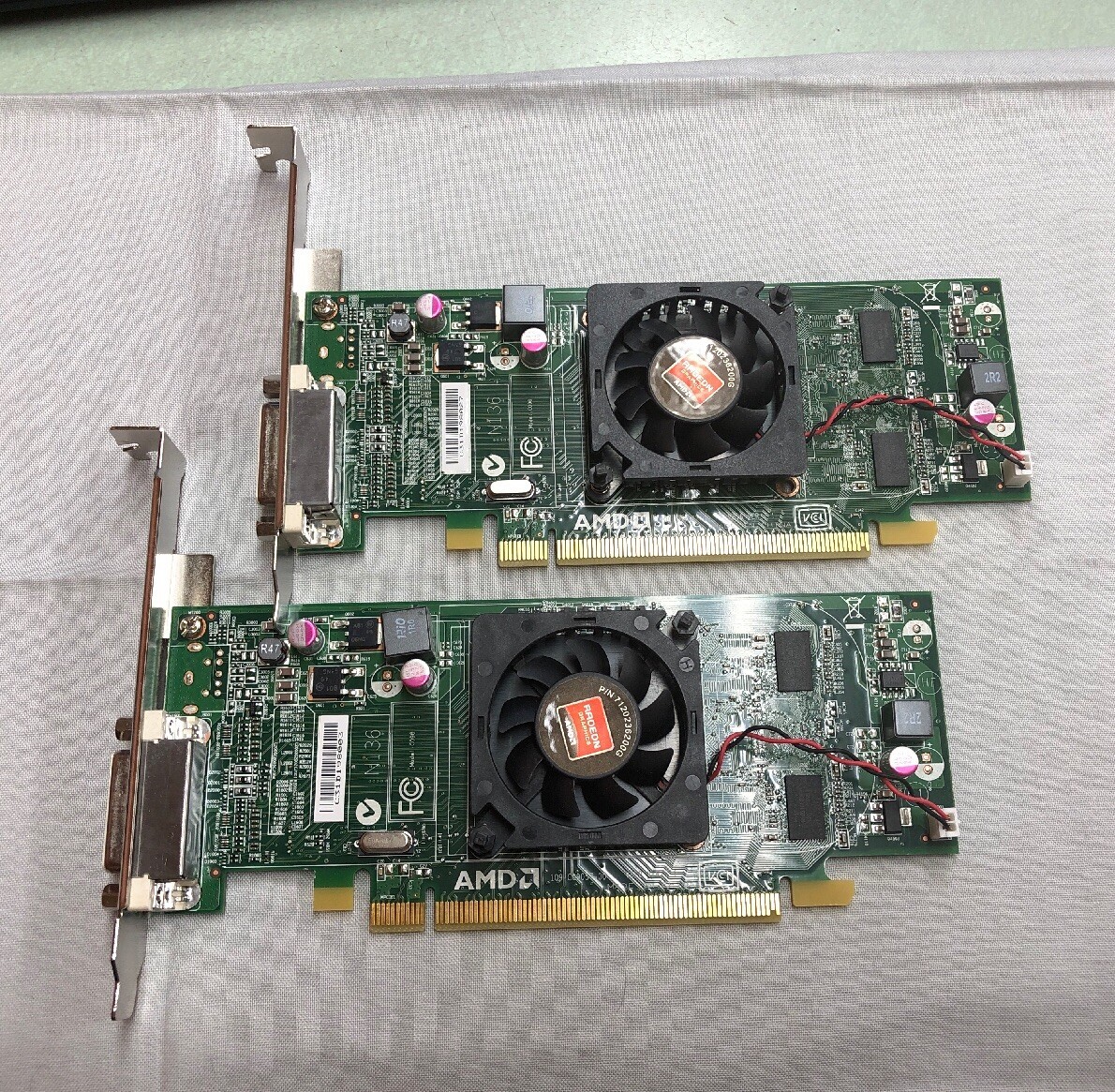 LOT OF 2 AMD Radeon HD6350 512MB V218 VER 7.1 109-C09057-00 Video Card 0236X5