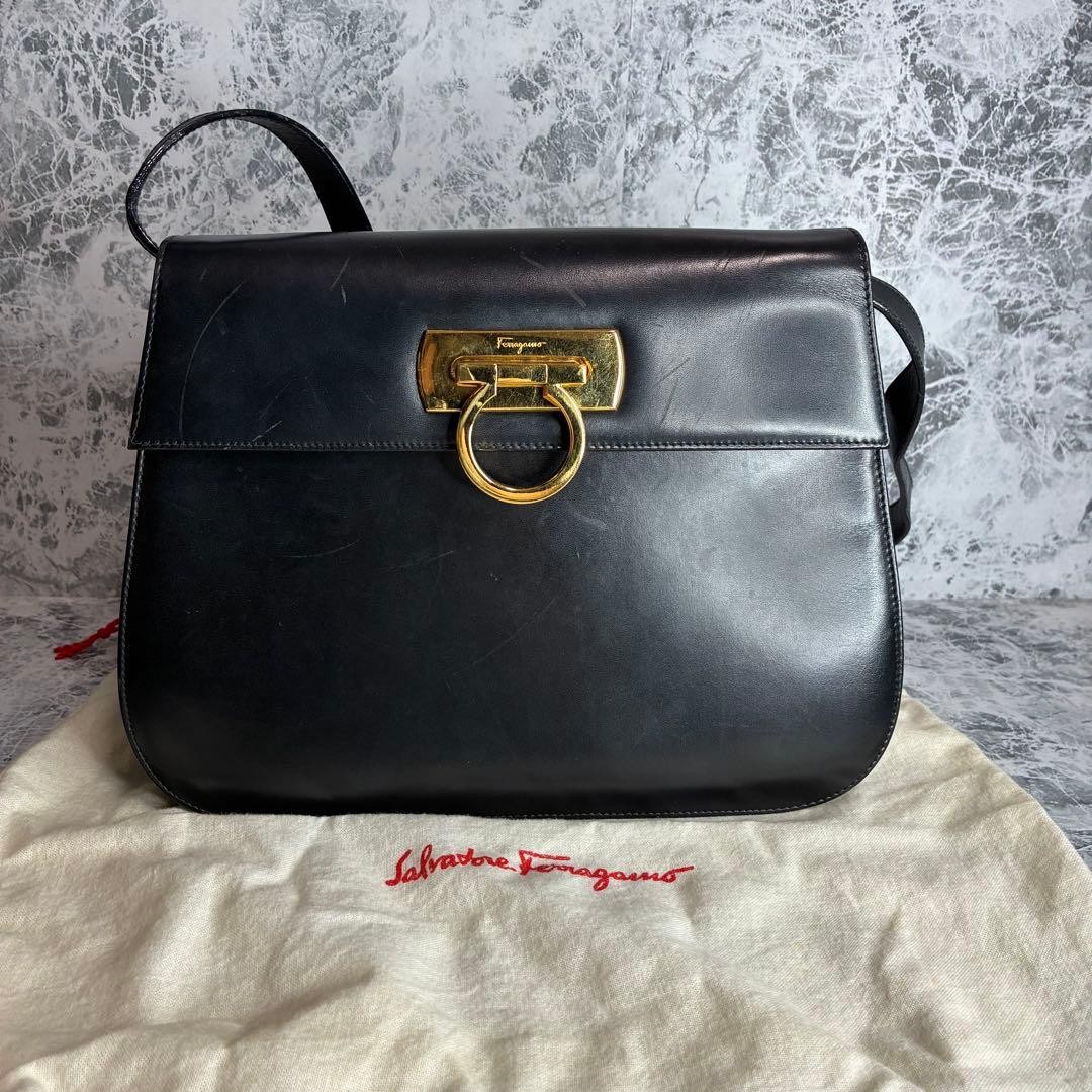 Ferragamo Shoulder Hand Bag Black Leather Small Purse Vintage Authentic