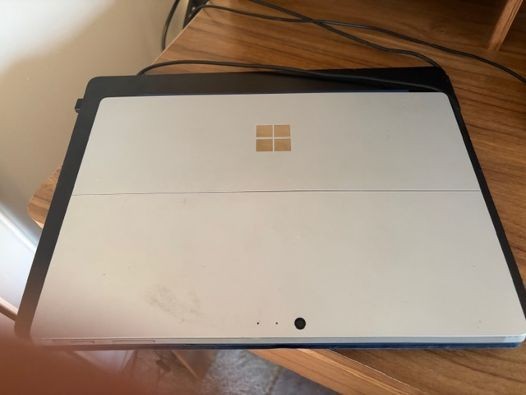 microsoft surface pro 2-in-1 laptop/tablet