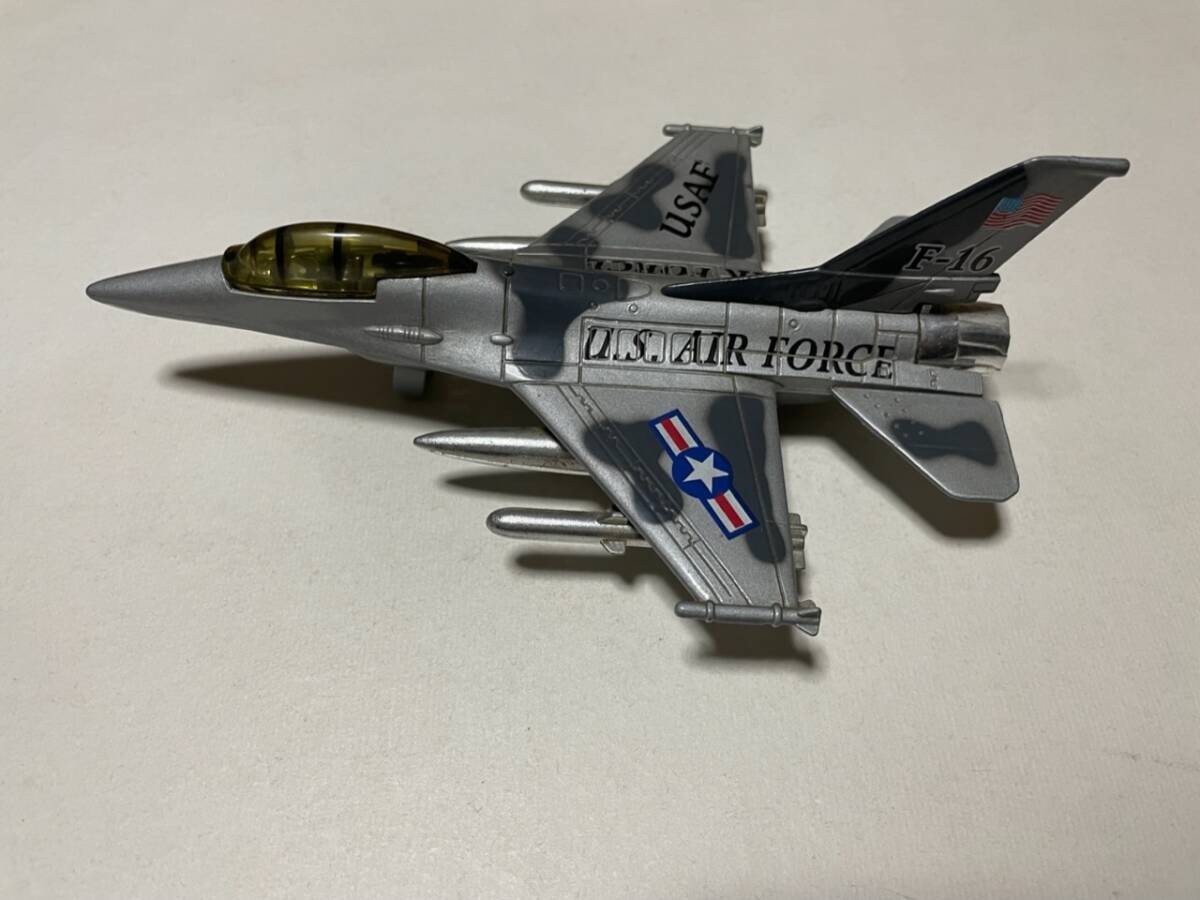 United States Air Force Fighter F-16 Toy Plastic Model