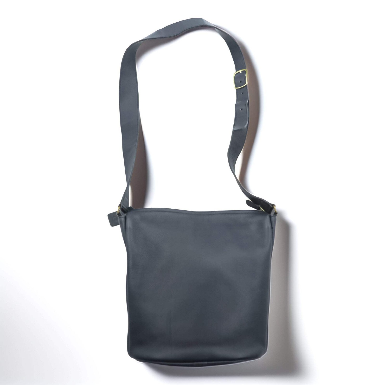 Vintage Coach Bucket Shoulder Bag Glove Tanned Leather Made in USA 1738-310