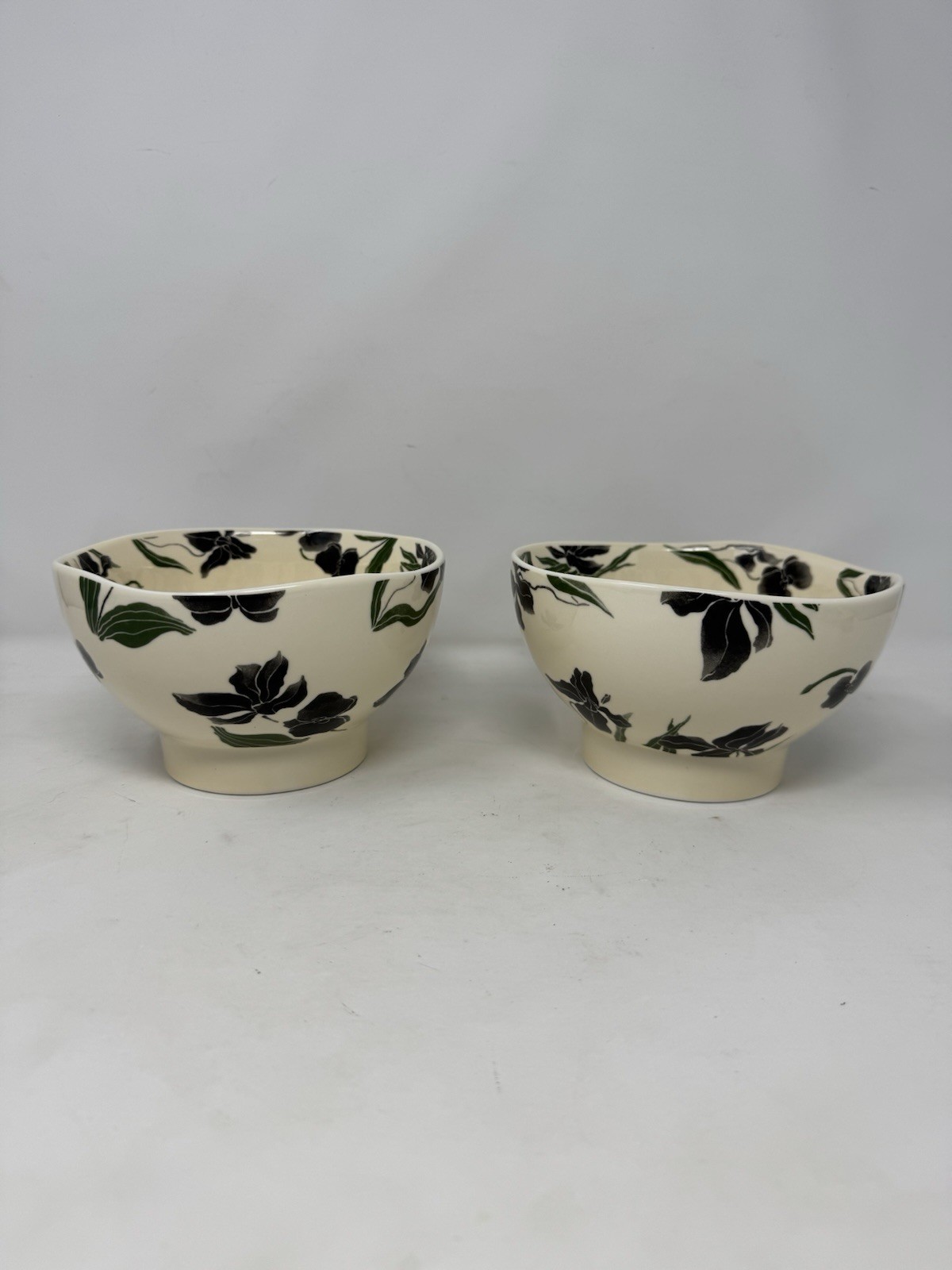 2 potters studio pedastal bowls 6” cereal snack floral flowers springtime VHTF
