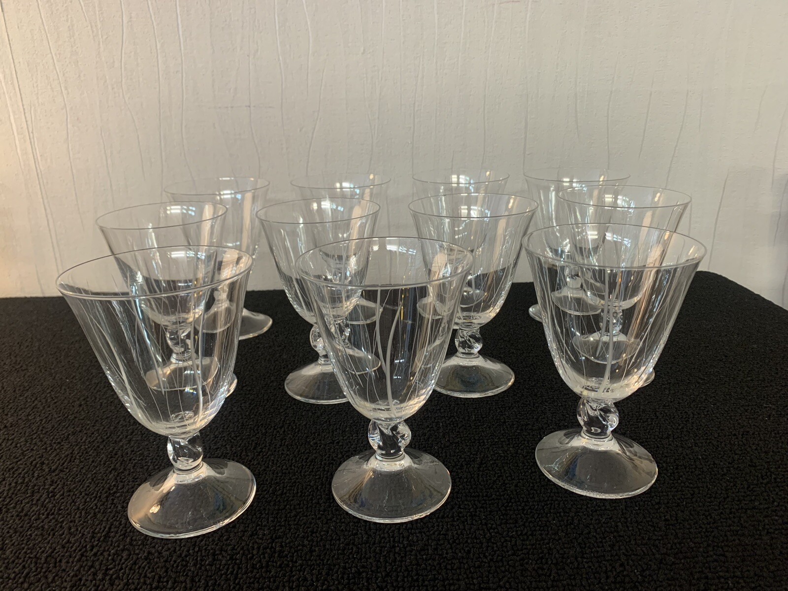9 Water Glasses Model Orval Cut Crystal Daum H: 13.5 Cm (Price Per Unit)