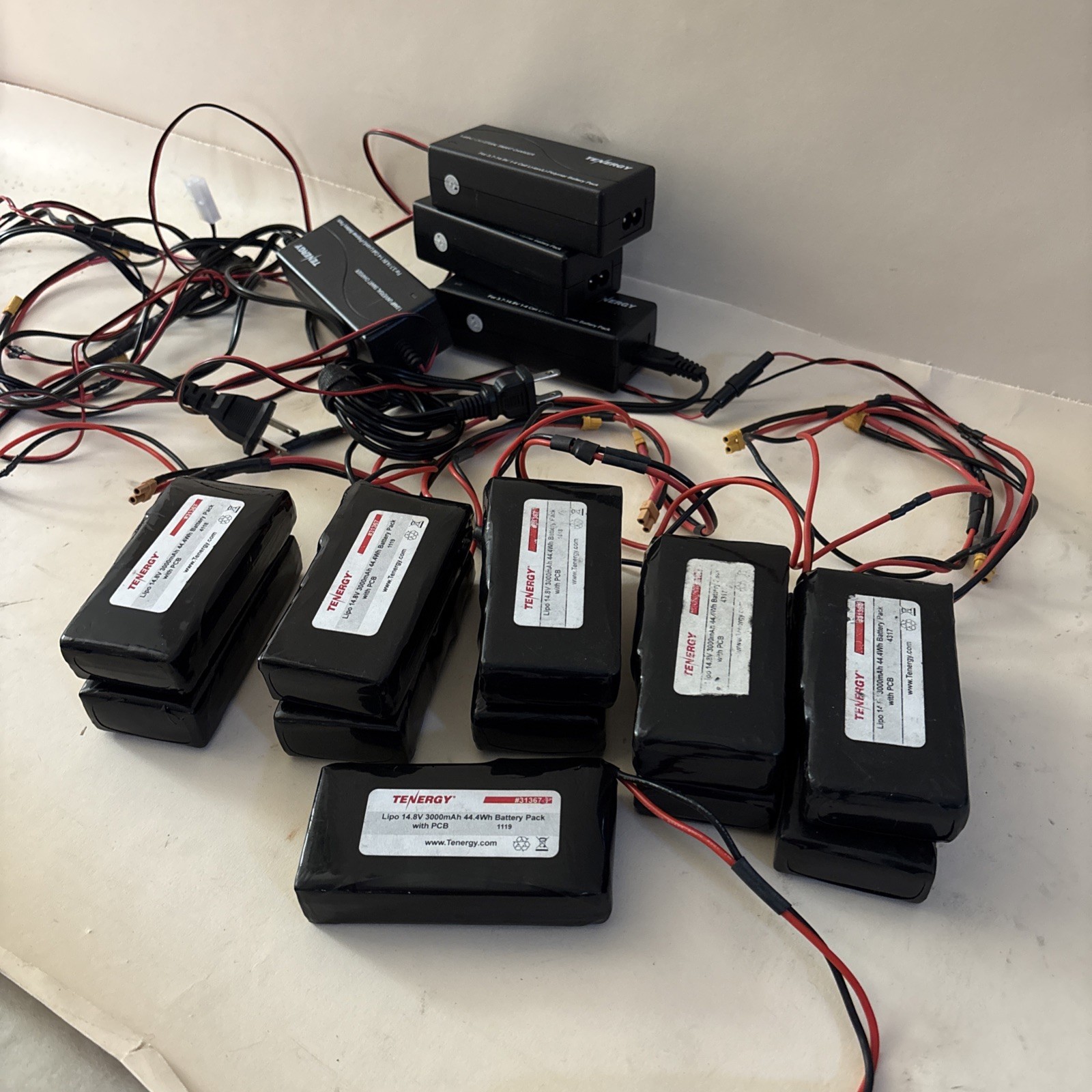 Lot of 11 Tenergy lipo 14.8v 3000mAh 44.4wh batteries and 4 chargers | untested
