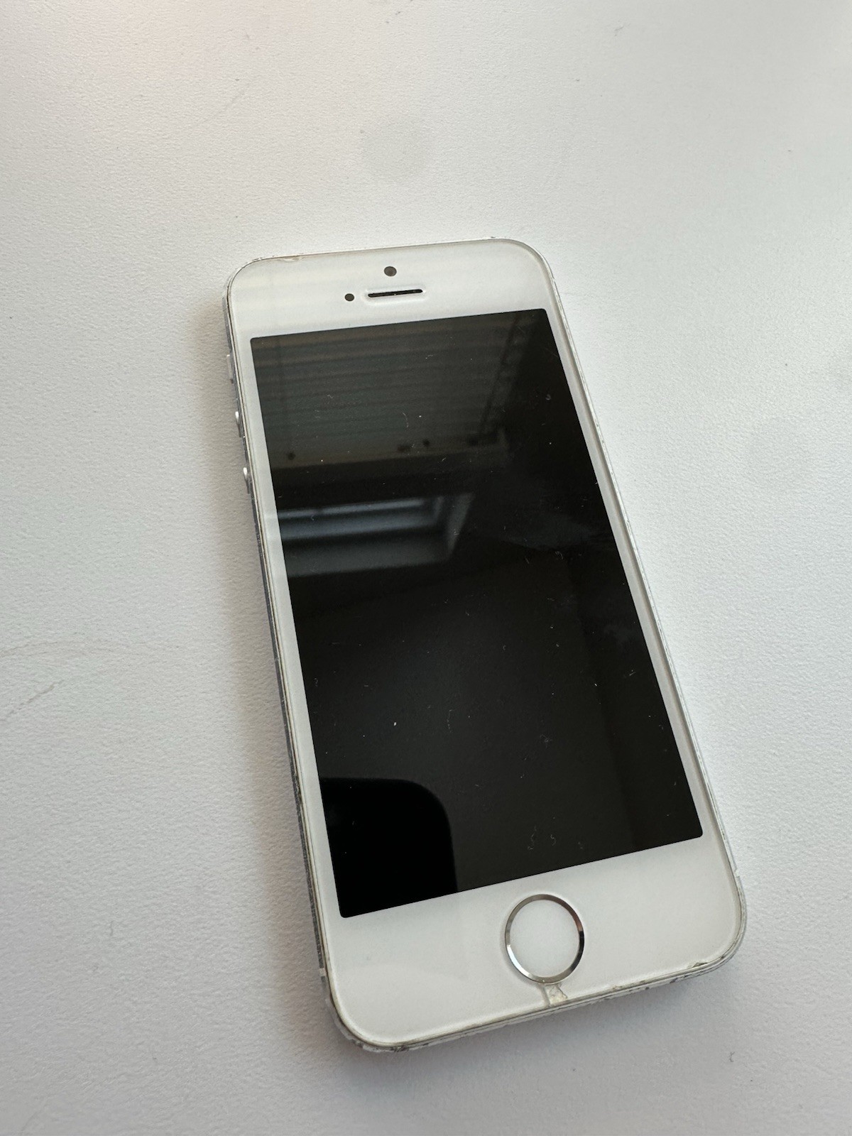 Apple iPhone 5s 32 GB Space Gray (Unlocked)