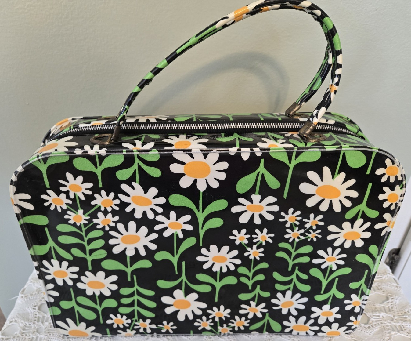 Vintage Purse,  Suitcase, 1970s Case, Travel Bag, Make Up Bag flowers rare