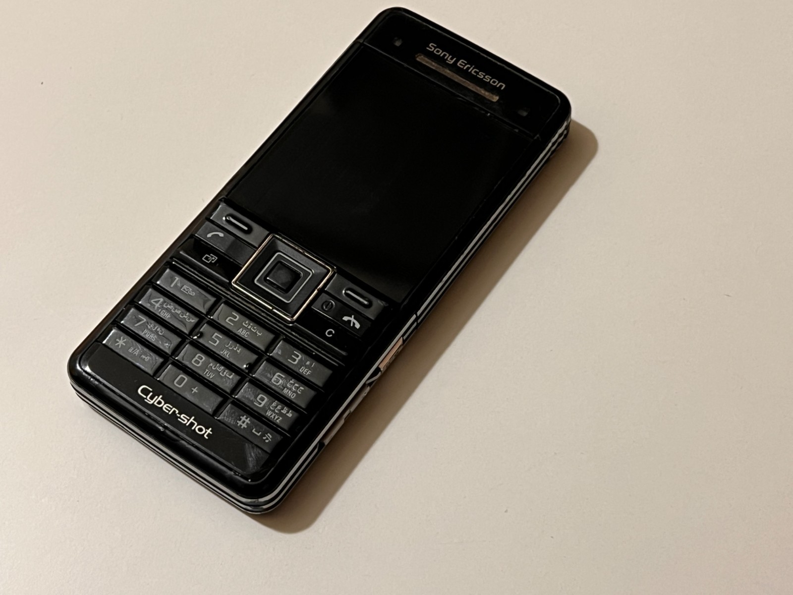 Sony Ericsson C902 Black color Vintage Cell phone Untested