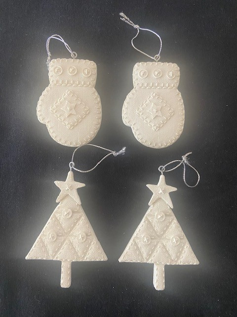 Christmas Ornaments - Set of 4 - Ready to Paint - Mittens and Trees