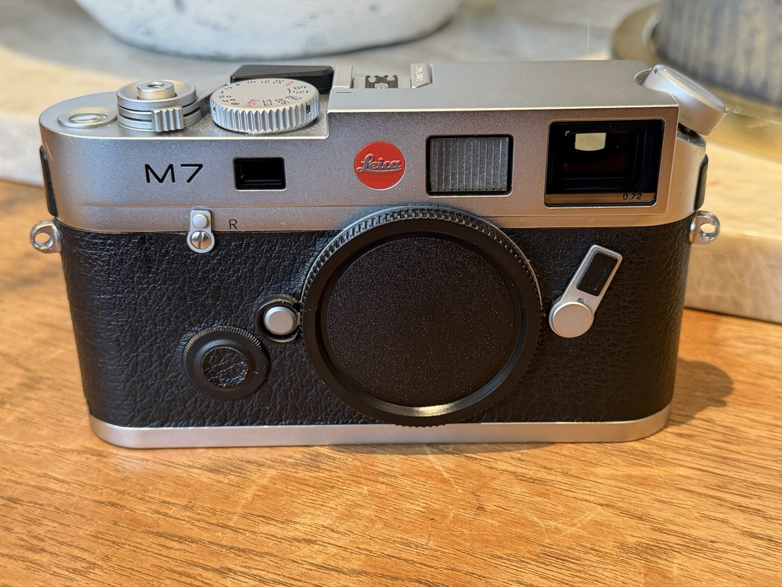 Leica M7 0.72 Rangefinder 35mm Film (BODY ONLY)