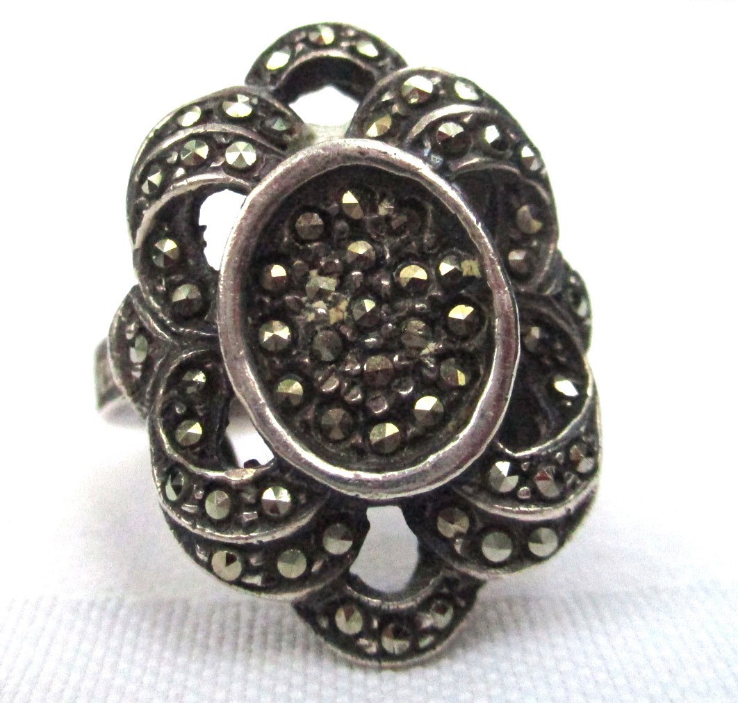 Marcasite Vintage Sterling Silver 925 Ring Size 6.5 Open Work Flower 6.1 grams